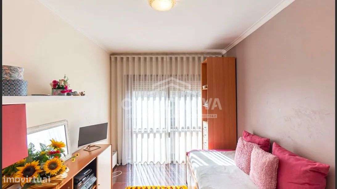 Apartamento T2+1 c/Varanda e Lug. Garagem | Oliveira do Douro-9