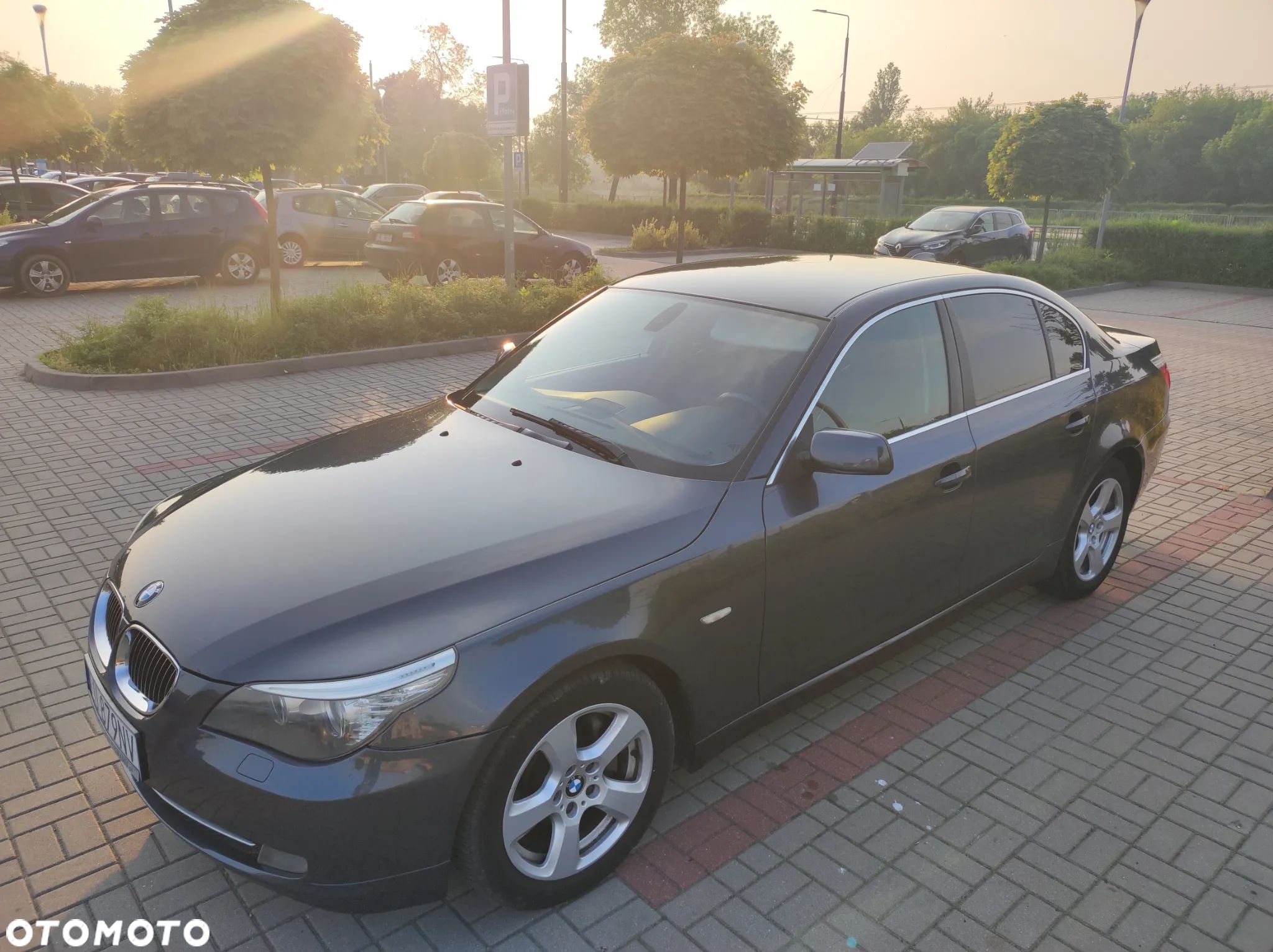 BMW Seria 5 525d Edition Exclusive - 1