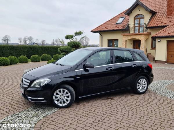 Mercedes-Benz Klasa B 180 BlueEFFICIENCY Edition - 5