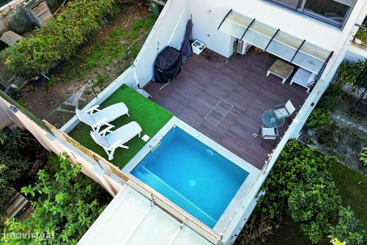 Moradia T4/5 com Piscina no Bairro de Santa Cruz – Benfica, Lisboa-33