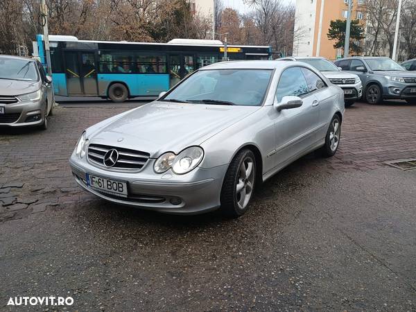 Mercedes-Benz CLK - 3