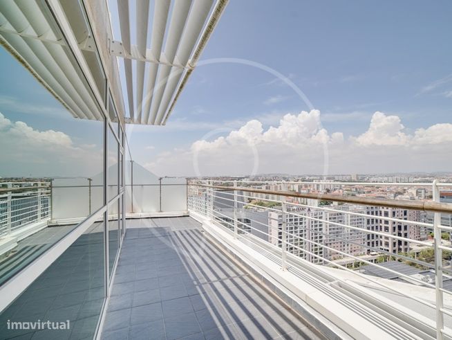 Penthouse na Torre de S. Rafael com terraços e vista soberba-22