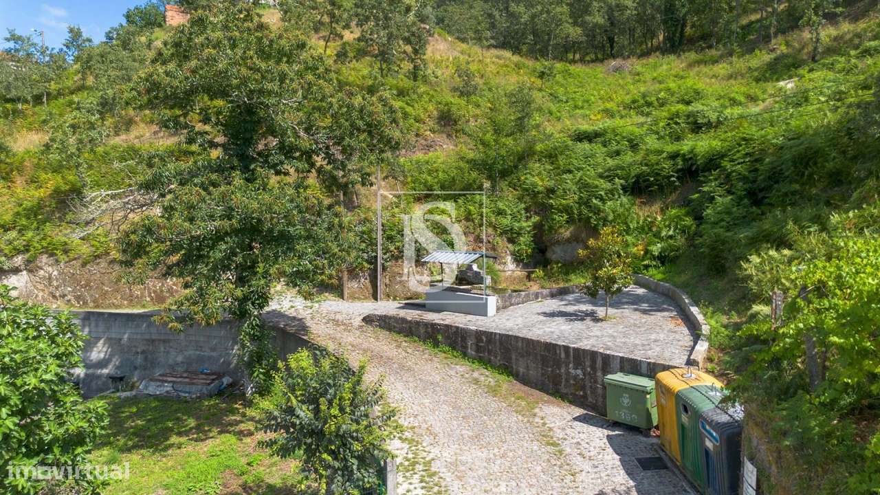 Terreno do Fontanário - Jazente - Grande imagem: 3/22