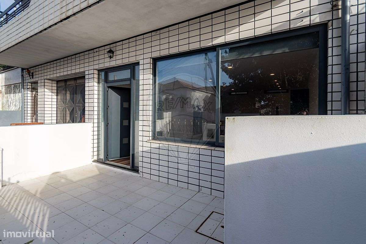 Moradia T1 para venda - Grande imagem: 3/18