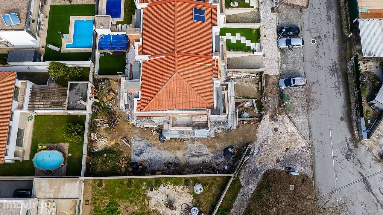 Moradia T4 para venda - Grande imagem: 3/33