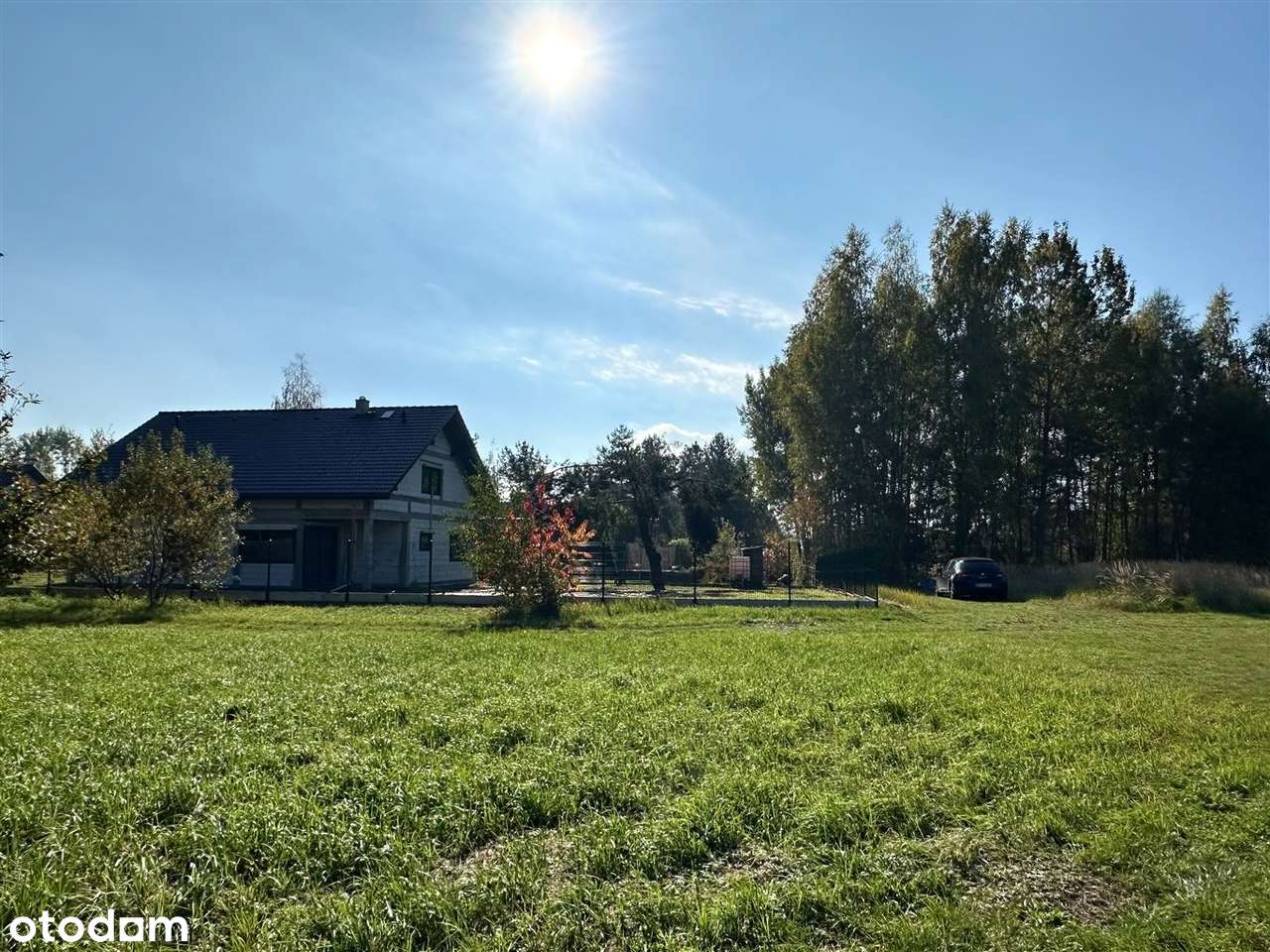 DOM Wolnostojący W Cudownej Lokalizacji!-10