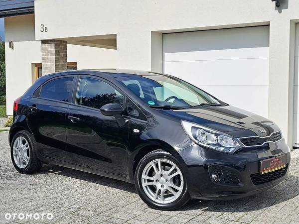 Kia Rio 1.4 Dream Team Edition - 26