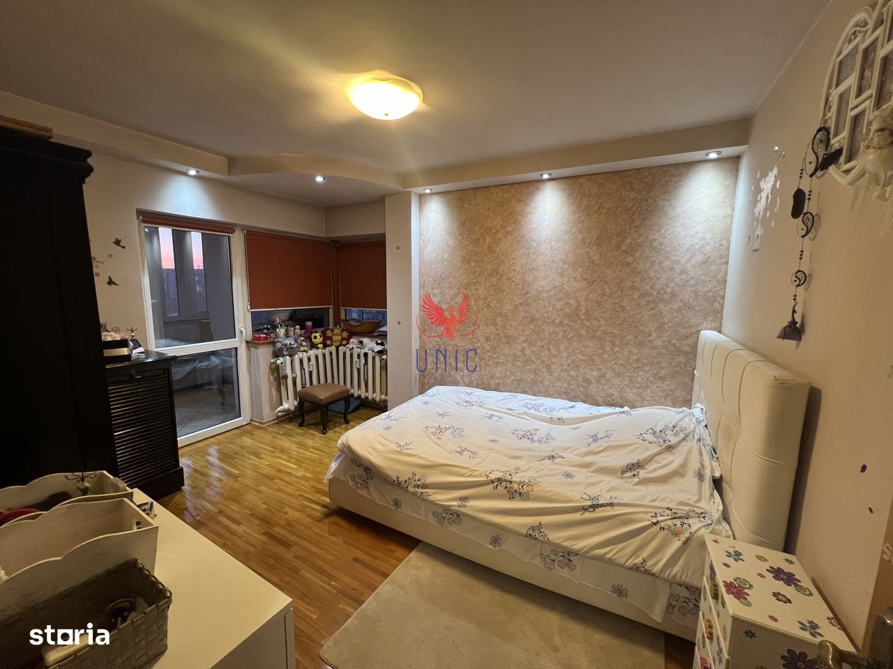 Apartament 3 camere J-uri Rovine et 2/4