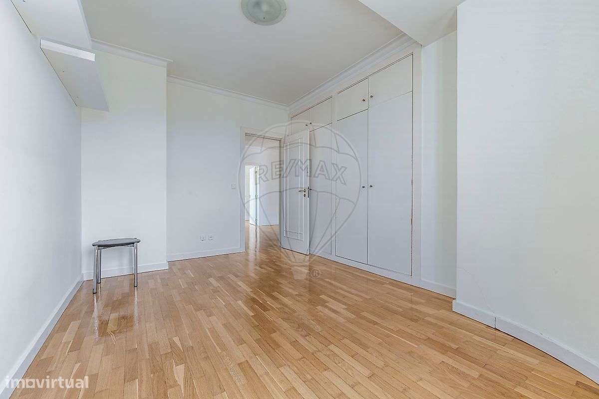 Apartamento T4 para venda-31