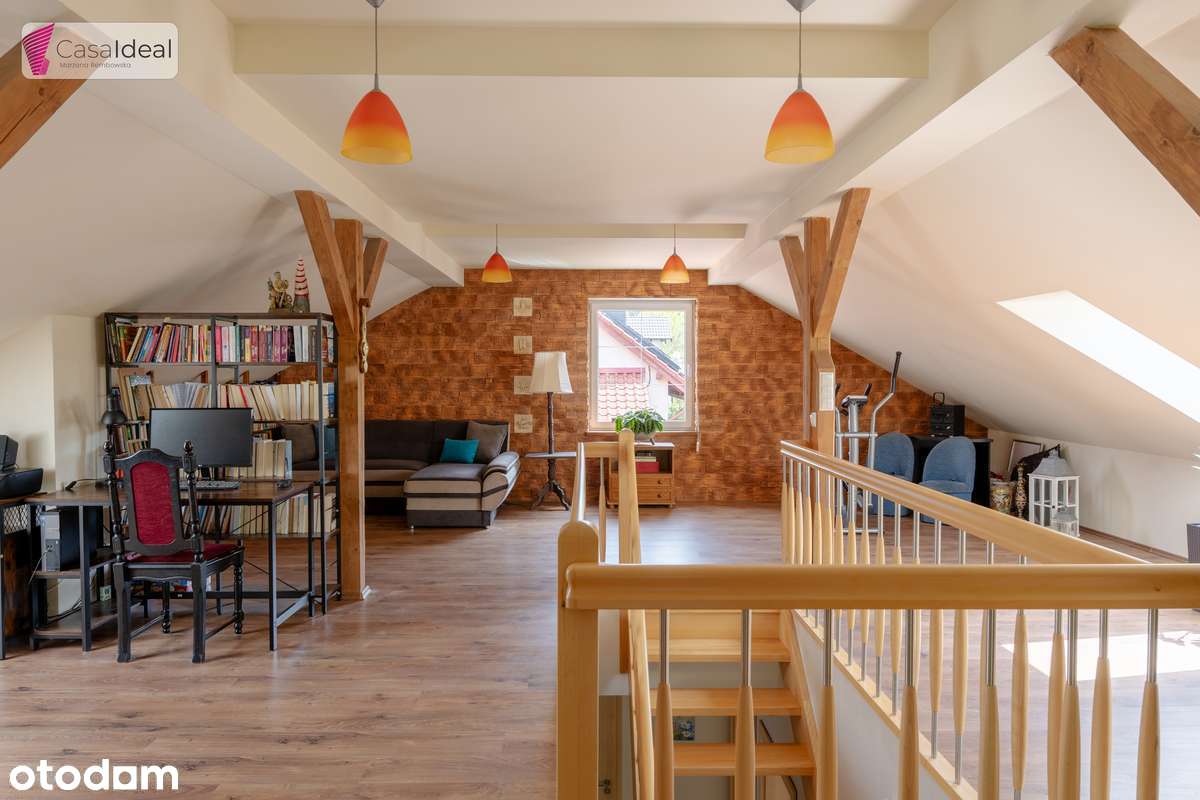 Na sprzedaż, przestronny dom z ogrodem i garażem !-13