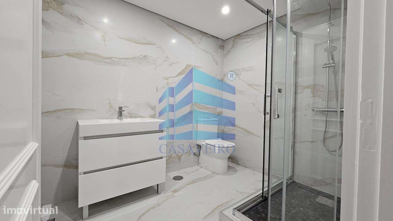 Apartamento T2+1 com terraço em Esgueira-7