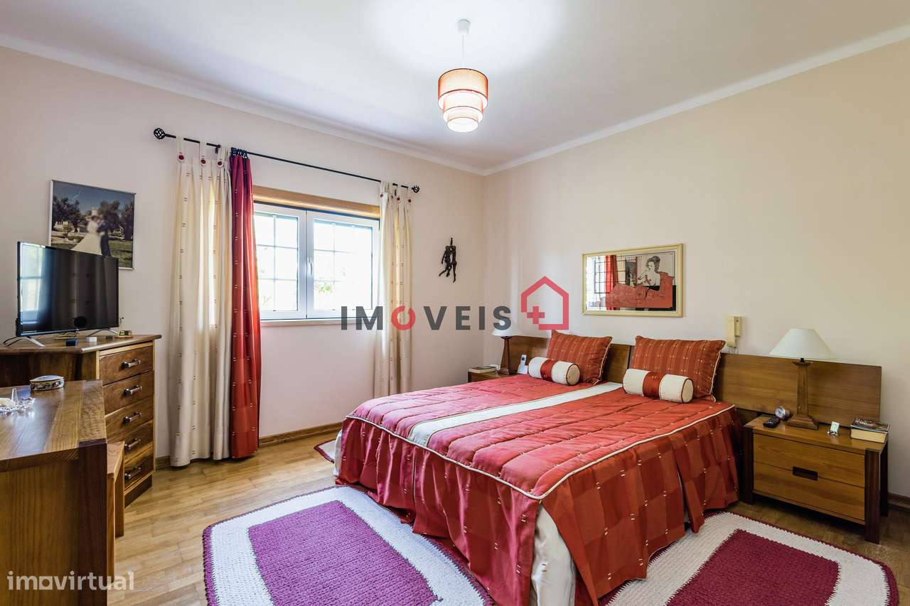 Moradia T5 - São Jorge-15