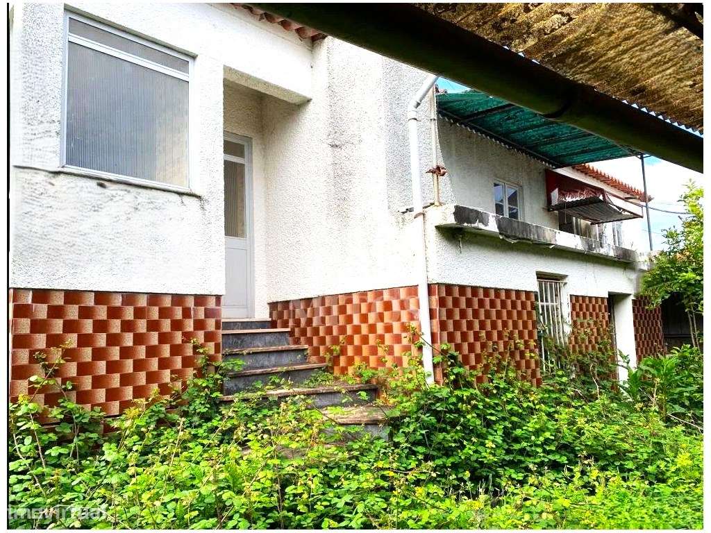 Moradia de Pedra para venda em Barroselas - Viana do Castelo-1