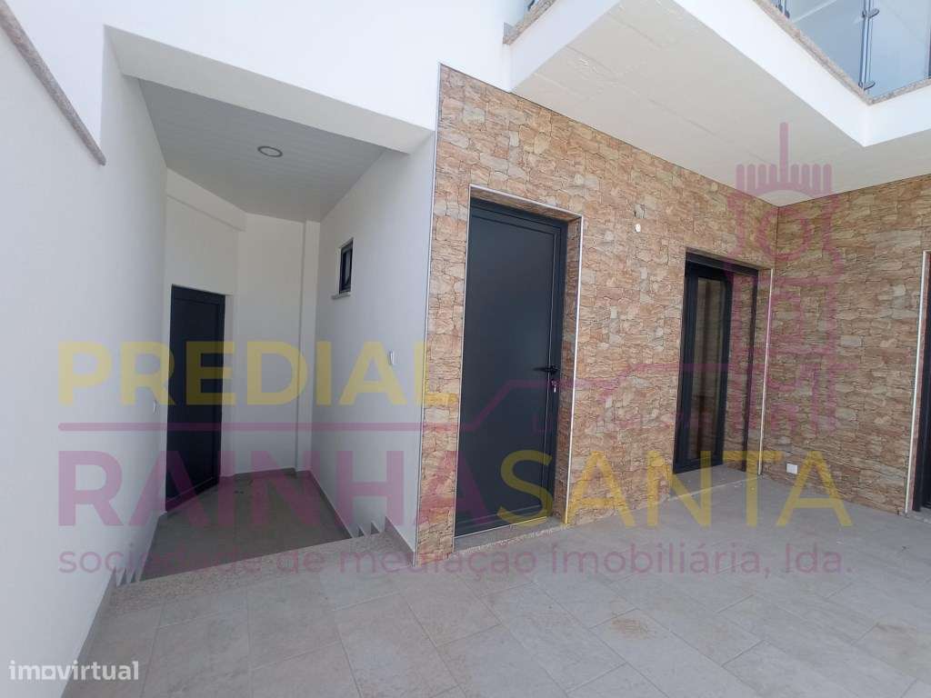 Moradia T3 completamente renovada - com terraços exteriores - São P... - Grande imagem: 2/35