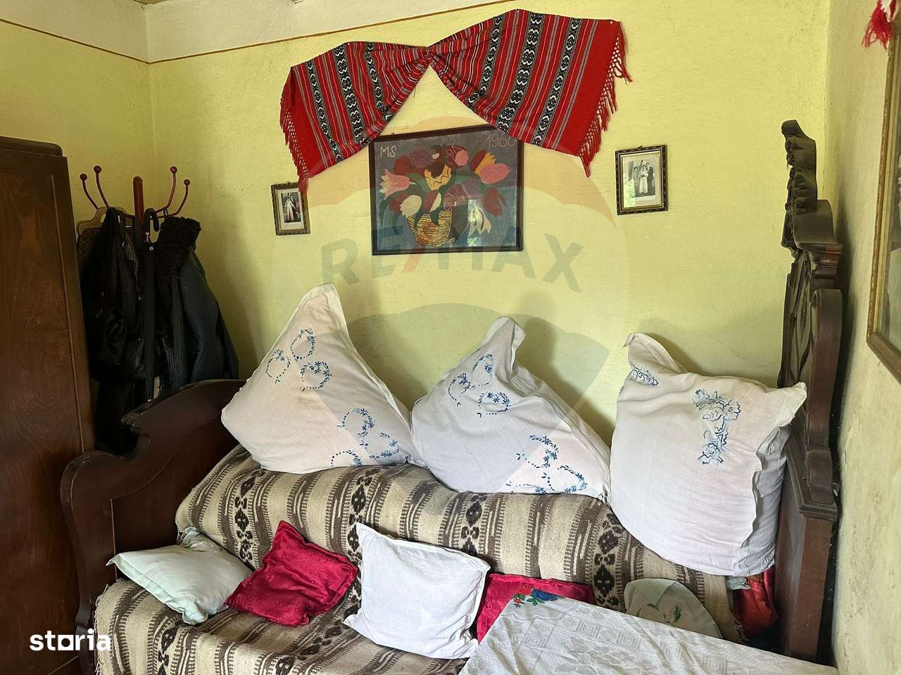 Casa si teren intravilan 4.779 mp Girov, Neamț - Imagine principală: 4/17