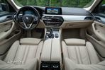 BMW Seria 5 520d Aut. Luxury Line - 8
