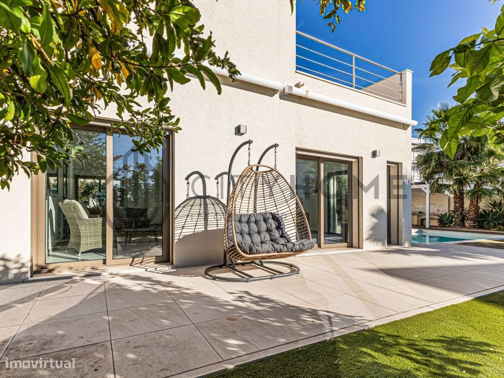 Moradia Isolada T4 +1 com Piscina e Vista Mar - Grande imagem: 5/49
