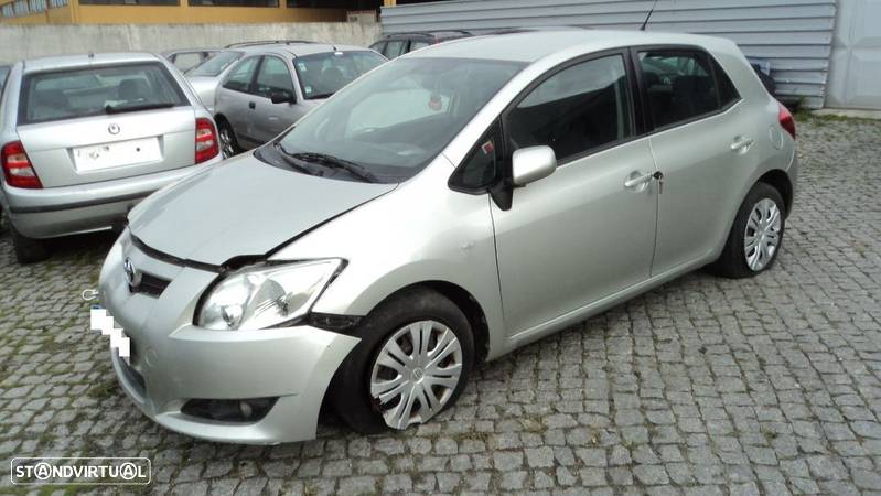 Toyota Auris 1.4 D-4D 5P 2007 - Para Peças - 3