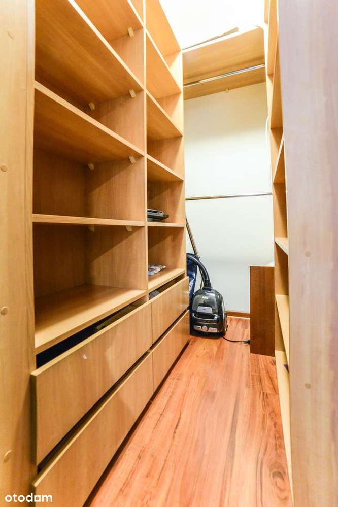 Gotowe 2 pokoje z garderobą i balkonem + garaż-11