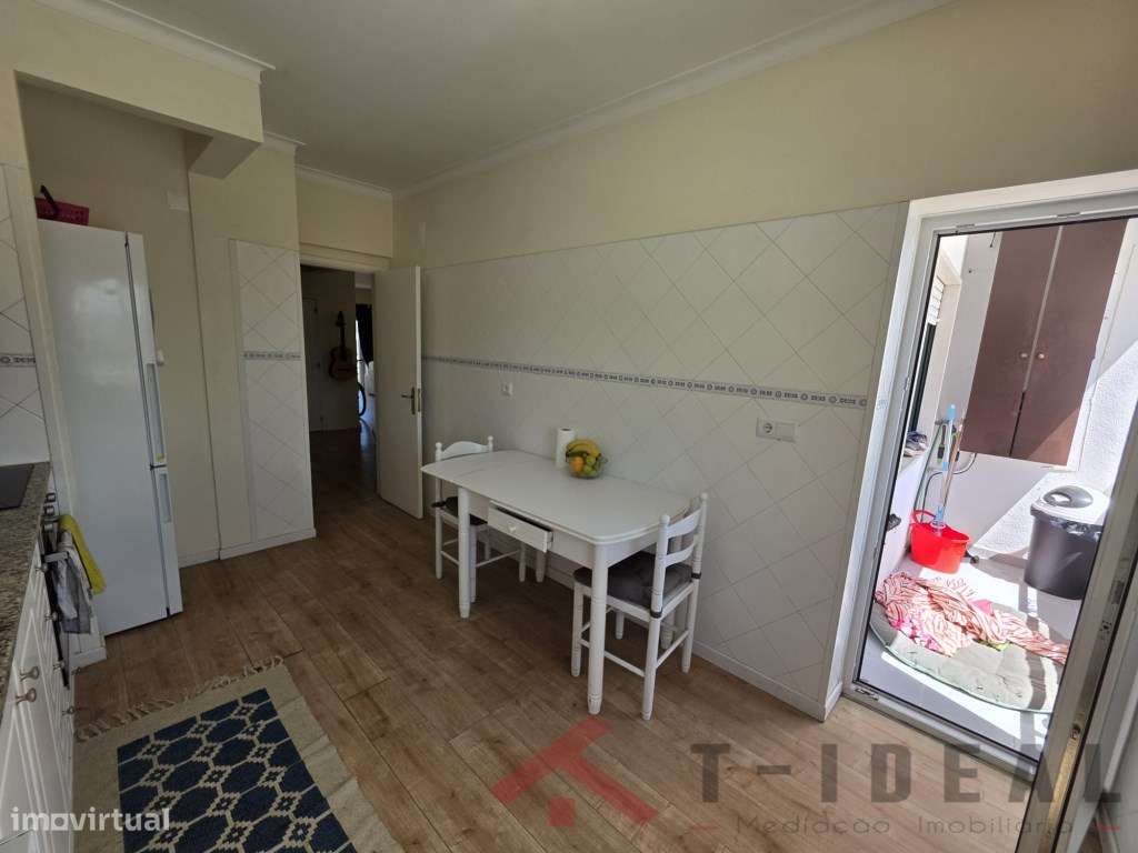 Apartamento T3 no Centro da Lourinhã-8