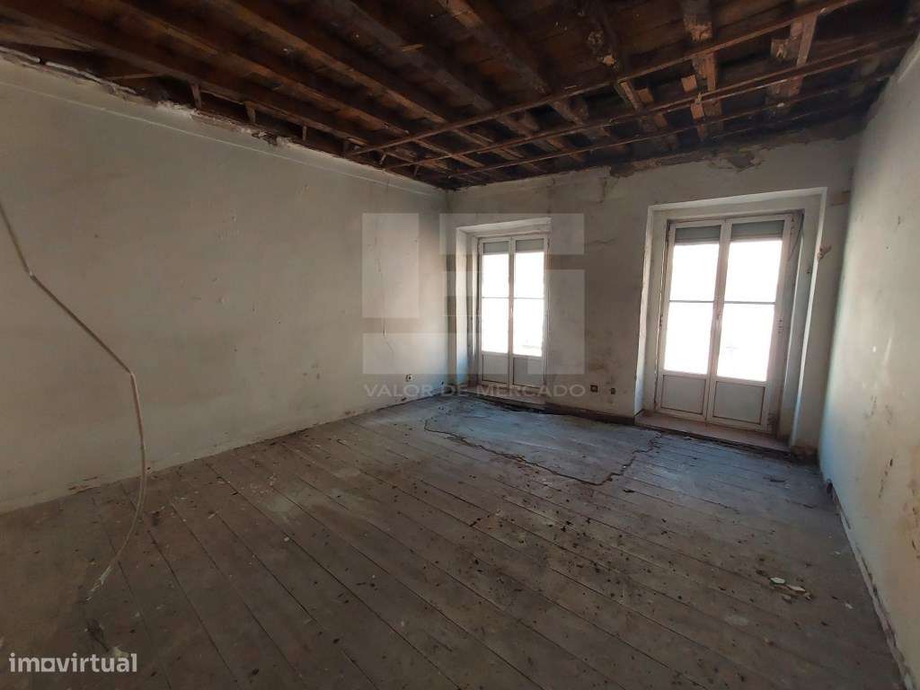 PRÉDIO DEVOLUTO - CALÇADA DA PAMPULHA, LISBOA - Grande imagem: 5/31