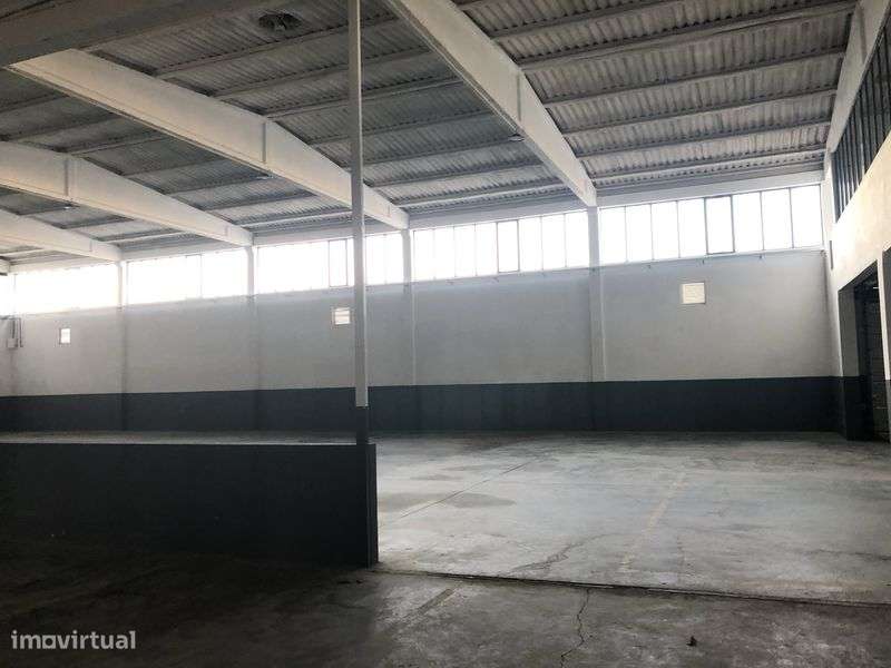 Pavilhao na zona industrial de cesar com. 1500m2 - Grande imagem: 5/8