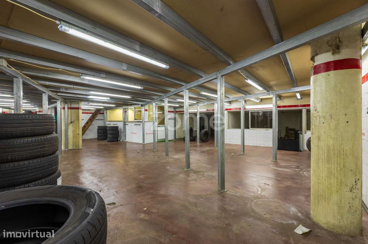 Armazém em Mesão Frio, Guimarães - Grande imagem: 4/19