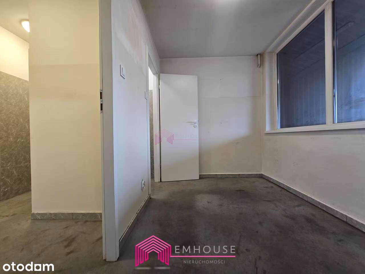 Hala z bramą rozładunkową - Pełny obrazek: 4/9