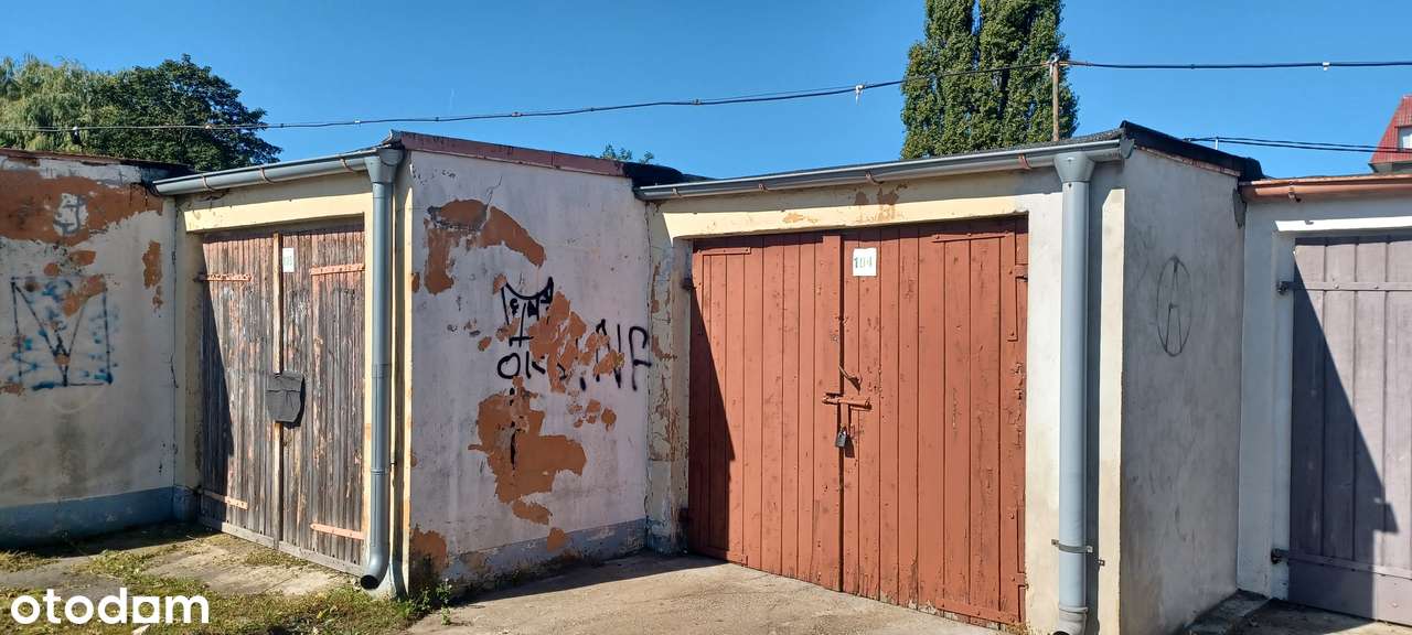 Nowa cena !! Garaż na Pana Tadeusz-0