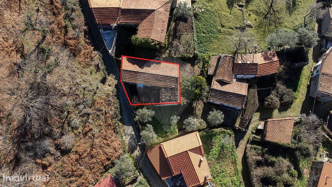 Moradia T2 para venda - Grande imagem: 2/13