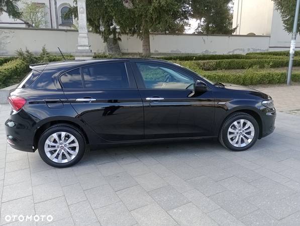 Fiat Tipo 1.6 MultiJet 16v Street - 16