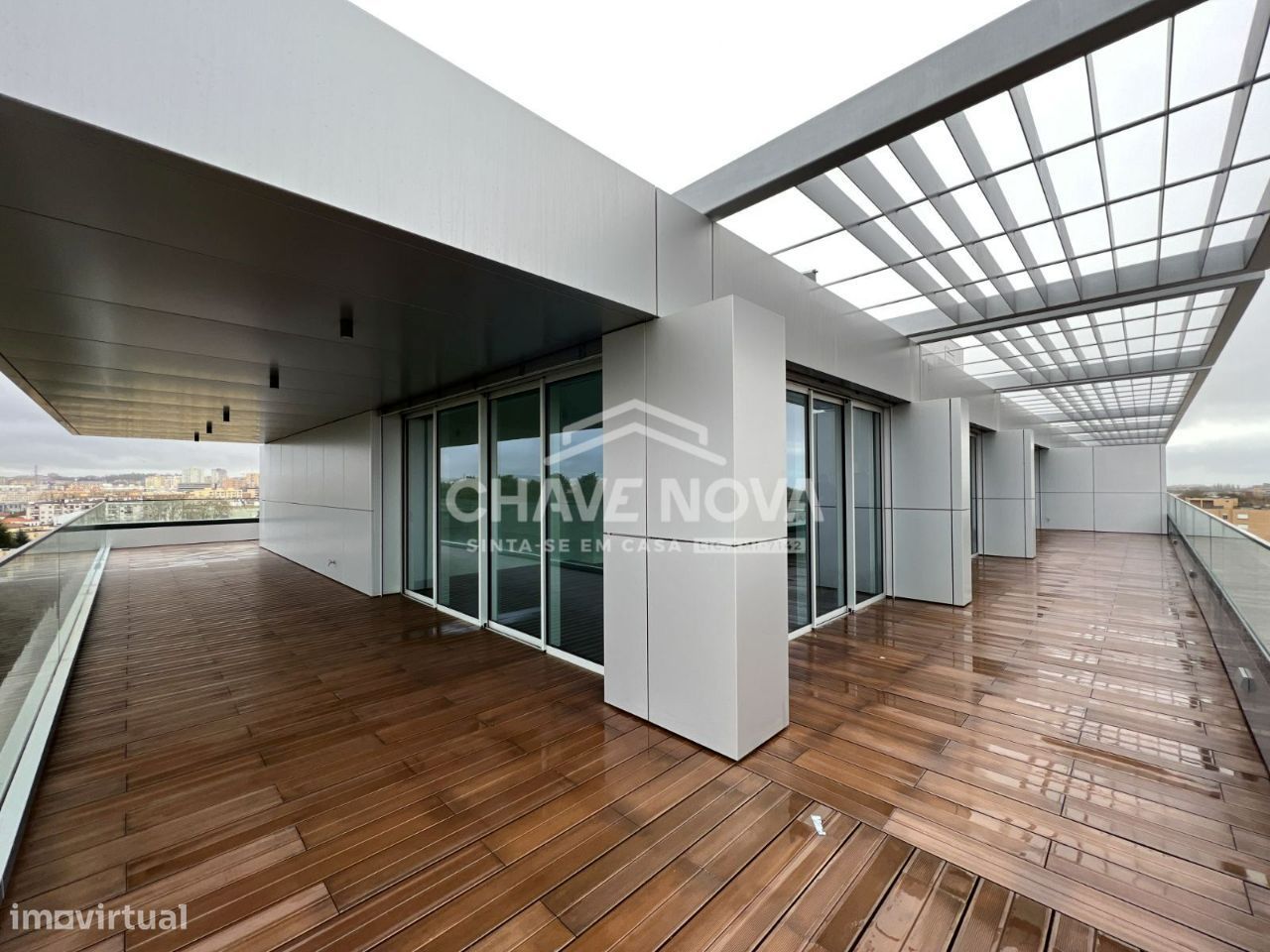 Penthouse T3 de luxo Novo c/terraço e Garagem Box - Monte Caulinos