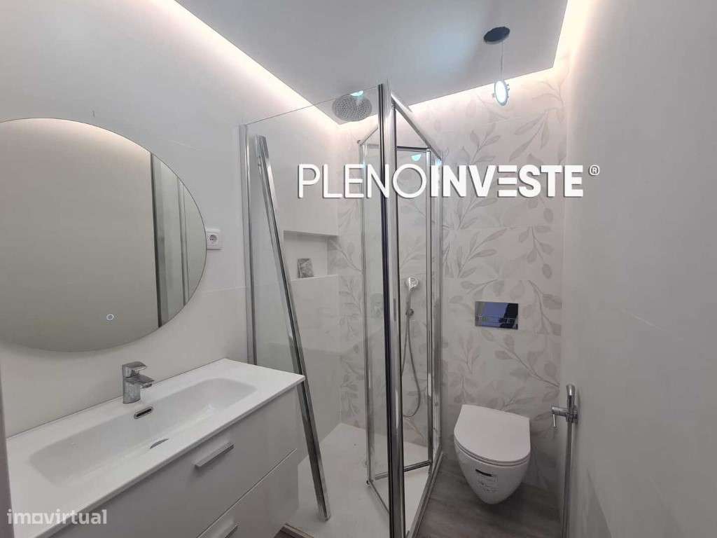 T2 Totalmente Remodelado com Varanda nas Paivas-44
