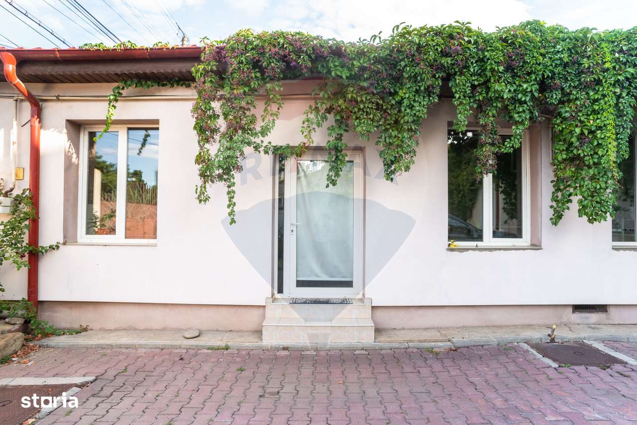 Vila multifunctionala de vanzare, Soseaua Slaj-2