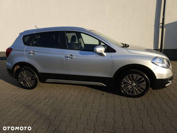 Suzuki SX4 S-Cross 1.6 Premium - 2