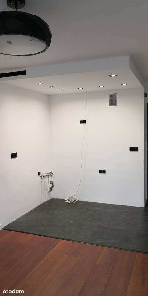 PIĘKNA KAWALERKA PO GENERALNYM REMONCIE WARSZAWA CENTRUM - PARKING - Pełny obrazek: 4/20