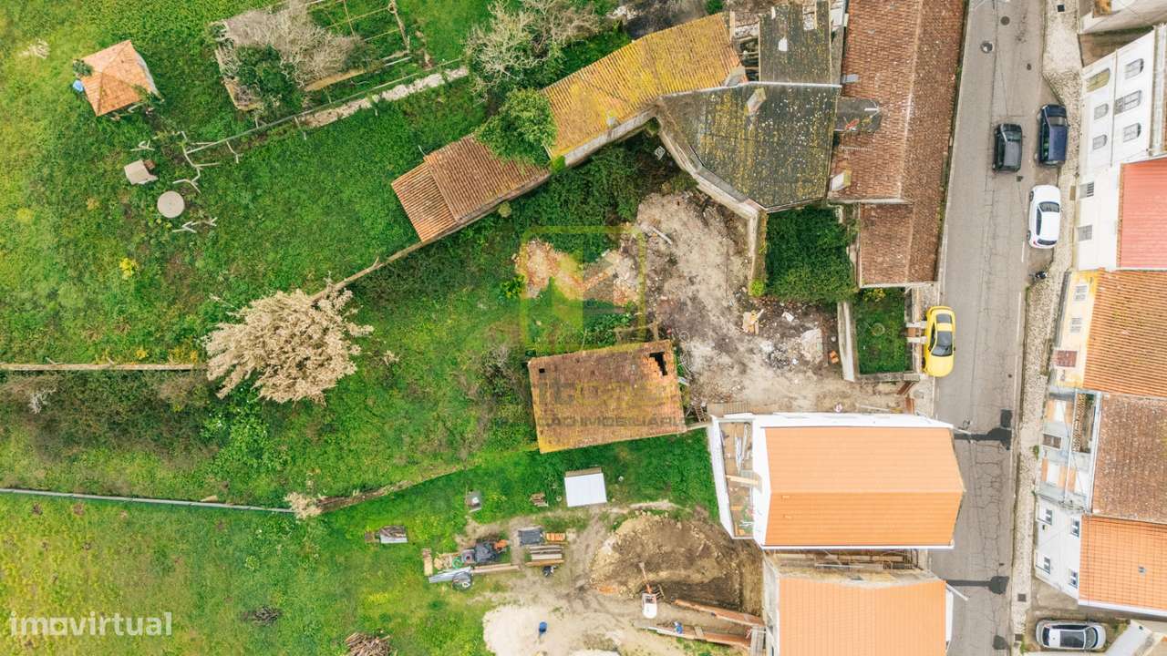 Moradia T4 remodelada-30