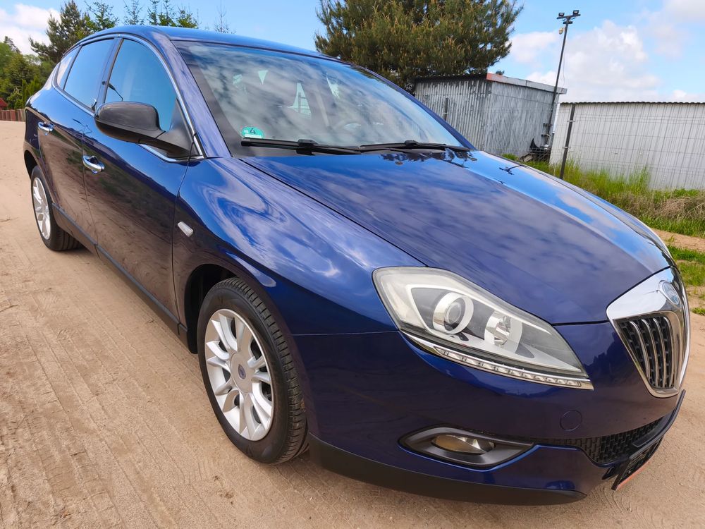 Lancia Delta 1.4 MultiAir16v Oro 2011