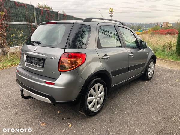 Suzuki SX4 2.0 DDiS 4x4 Style - 3