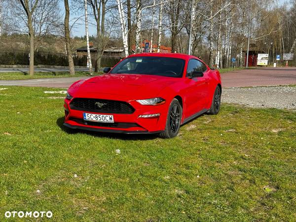 Ford Mustang Fastback 2.3 Eco Boost - 10