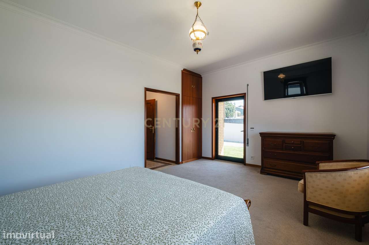 MORADIA T3 A 800M DA PRAIA DE SALGUEIROS | CANIDELO-26