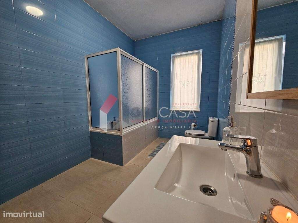 Moradia T4 com garagem – terreno de 1.936 m2-25