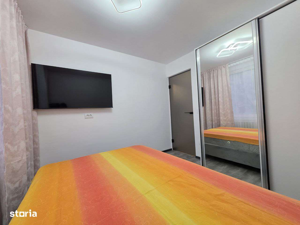 Rezervat Apartament 2 camere transformat in 3 de vanzare Tractorul-12