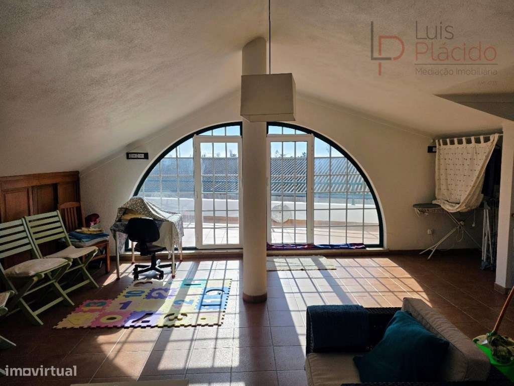 Moradia em Banda no Centro de Sines-25