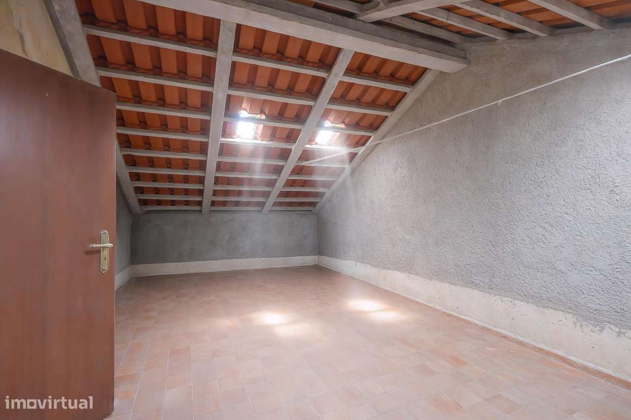 Moradia T8 na Póvoa do Varzim | Oportunidade de Investimento com...-25