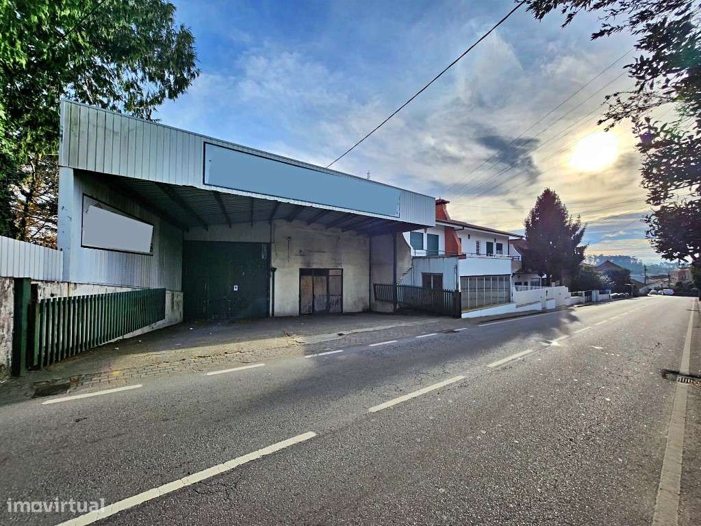 Armazém na Carvalhosa, Paços de Ferreira - Grande imagem: 4/12