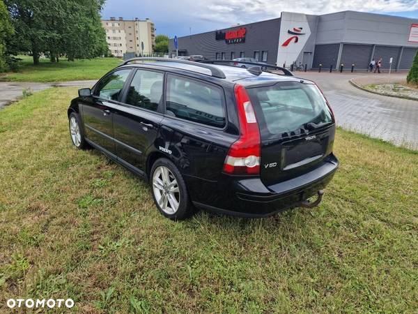 Volvo V50 - 4