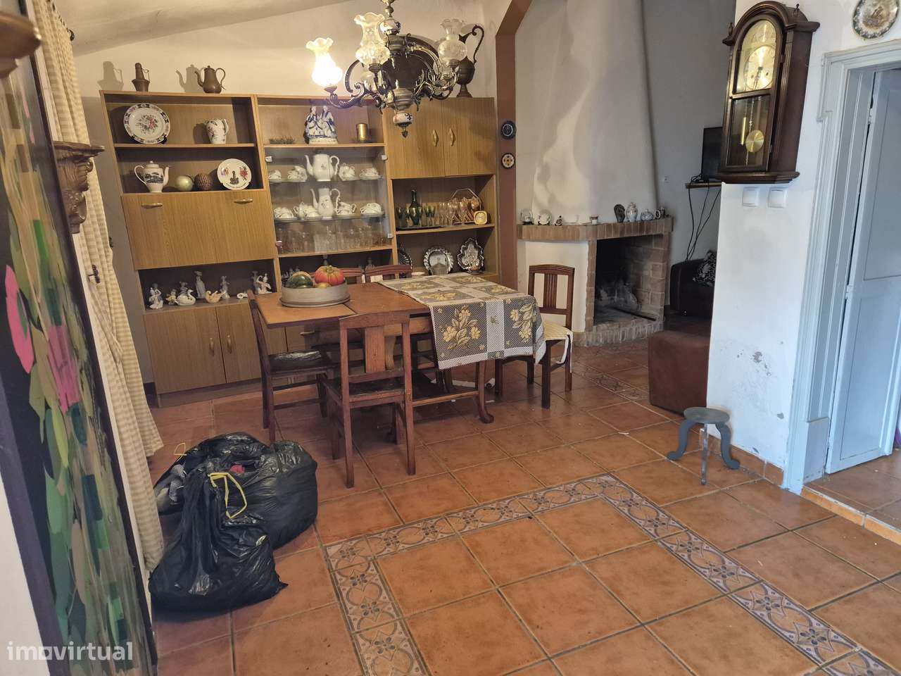 Moradia V3 com garagem +casa+logradouro-7