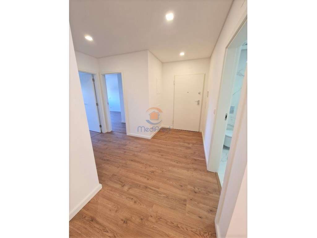 Apartamento T3 - Condomínio Privado, Centro de Loures - Grande imagem: 4/14