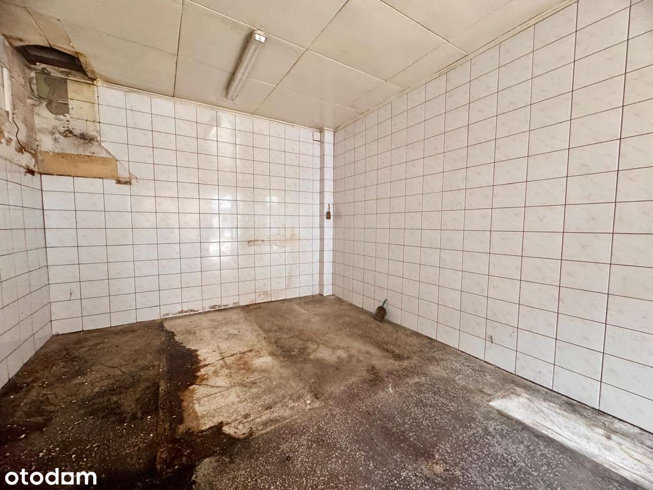 Chrzanów – budynek handlowo-usługowy, ul. 3 Maja-8